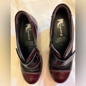 MILANO black and reddish brown heeled leather ankle booties with Velcro closure